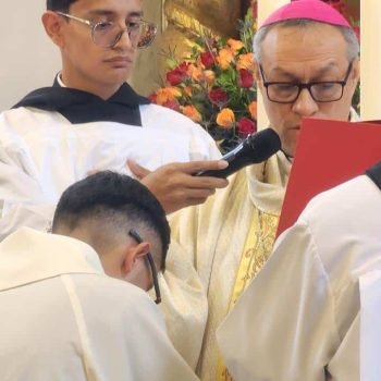 Ordenación Diaconal y Sacerdotal de dos Agustinos en Colombia